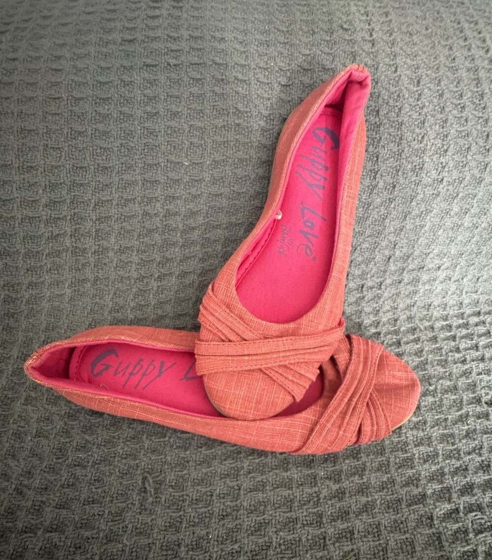Blowfish Malibu Guppy Love Coral Pink Knotted Ballet Flat Shoes Women's Size 7